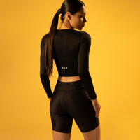 MM23-Women's Cropped Long Sleeve Black